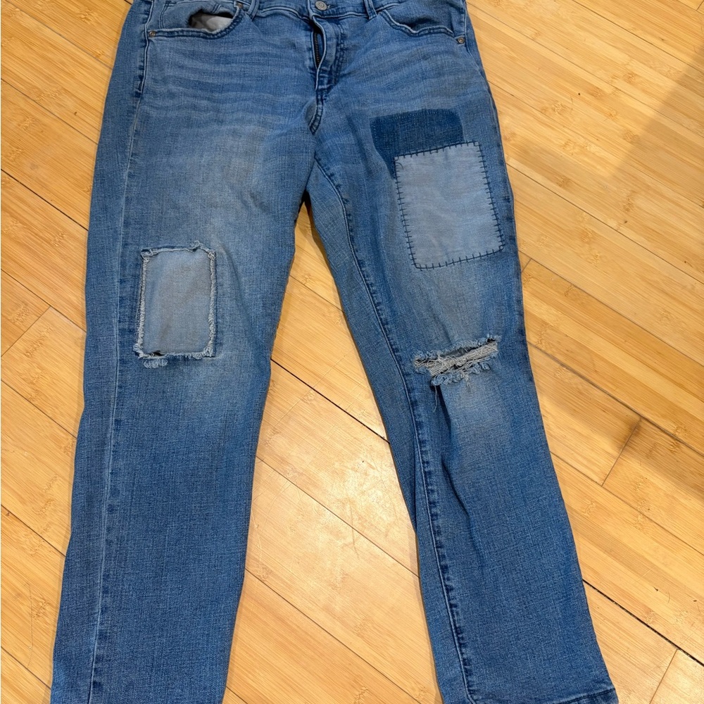 Sonoma Blue Boyfriend Jeans with Distinctive Patches